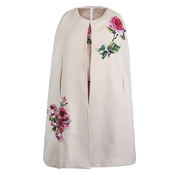 🆕 The Chalina Light Pink Dress & Cape Set - Picture 4 of 7